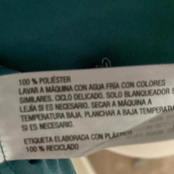 *EUC* Merona Green & White Print Sleeveless Blouse w/ Keyhole tie - Picture 6 of 6